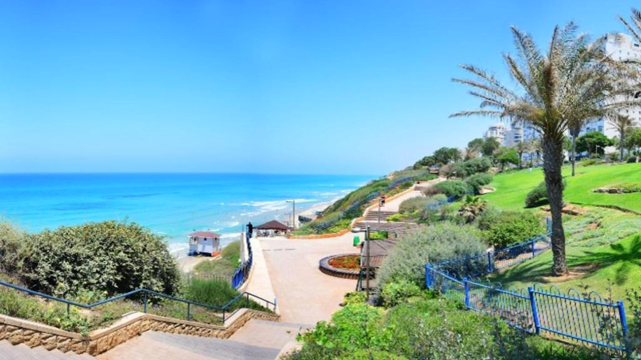 Plage de Netanya et promenade en bord de mer